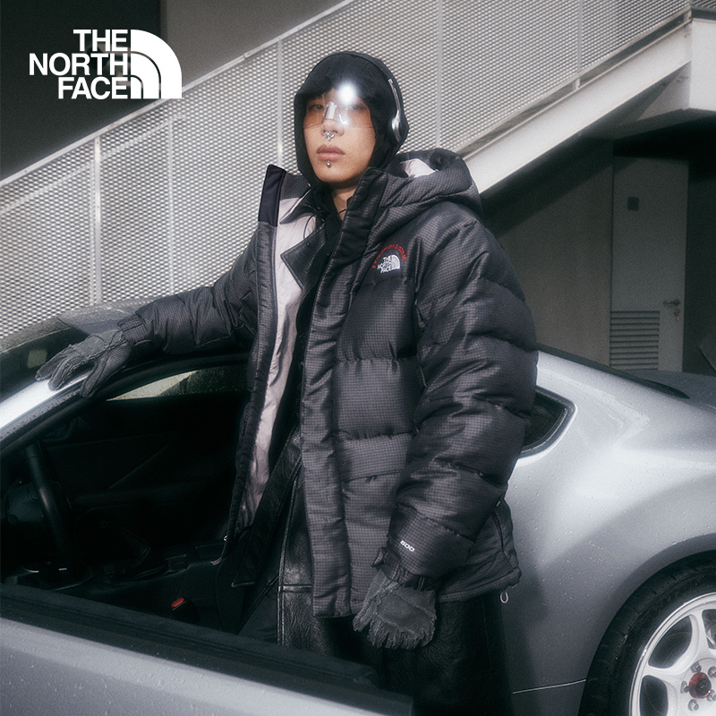 The North Face 2024 年モデルの新商品、クラシックなアイコンシリーズの男性用 HMLYN ヒマラヤ産ガチョウの羽毛で保温効果のあるダウンジャケットです