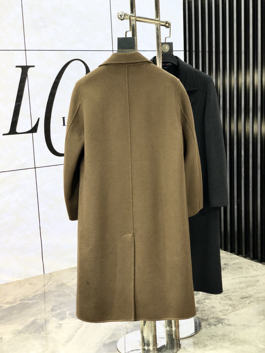 ルイ・ヴィトン「Louis Vuitton」メンズ カシミア オーバーコート