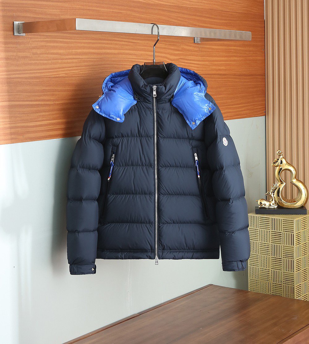 モンクレール「Moncler」秋冬 ダウンジャケット
