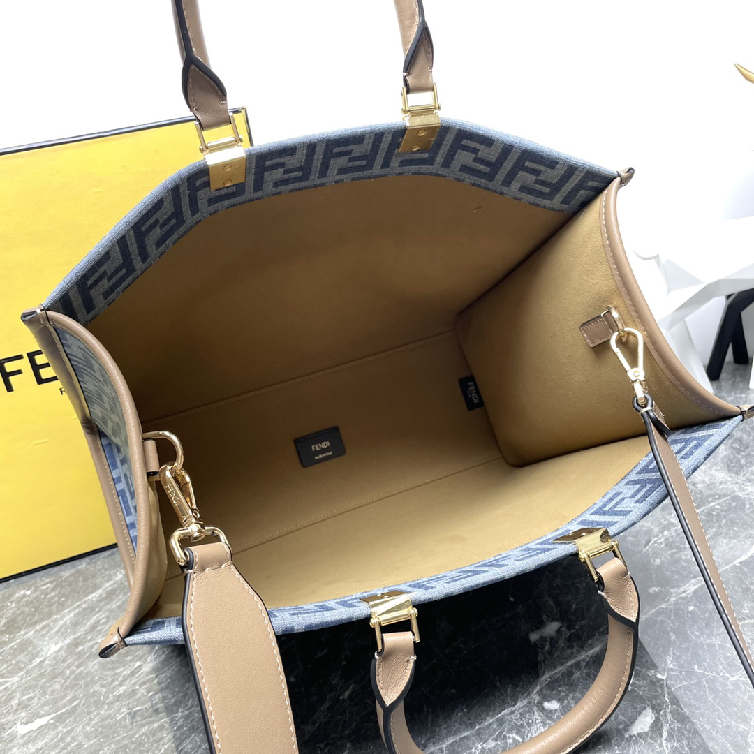 フェンディ「Fendi」Sunshine ミディアム レザー トートバッグ