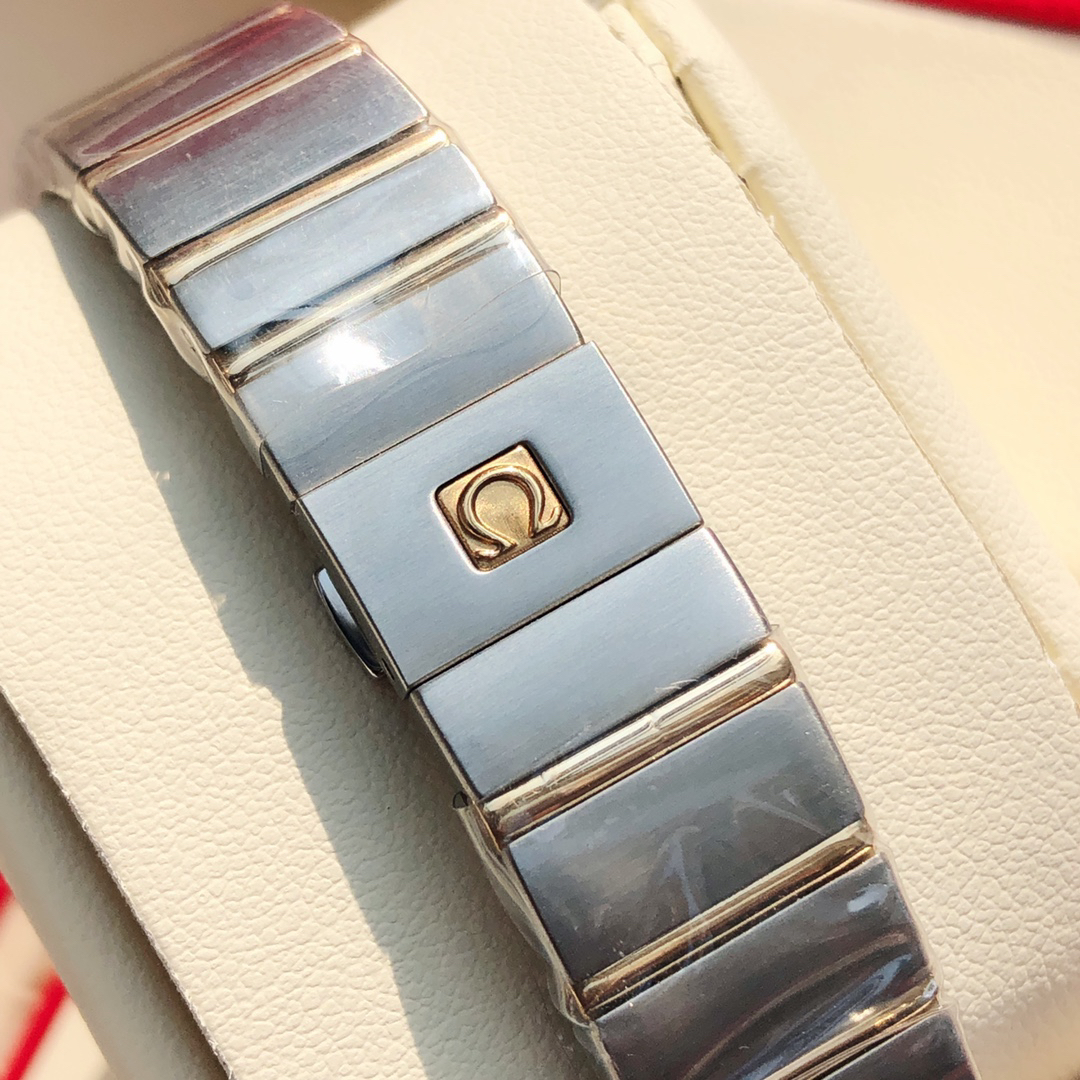 オメガ［Omega］コンステレーションシリーズ クオーツ レディースウォッチ27MM