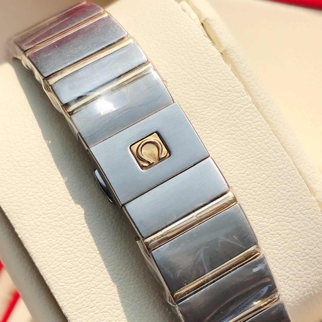 オメガ［Omega］コンステレーションシリーズ クオーツ レディースウォッチ27MM