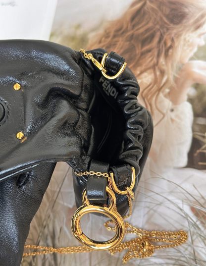 フェンディ「Fendi」Nano Mamma Baguette レザー ハンドバッグ