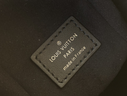 ルイ・ヴィトン「Louis Vuitton」Side Trunk、あなたのファッションを一気に引き上げる