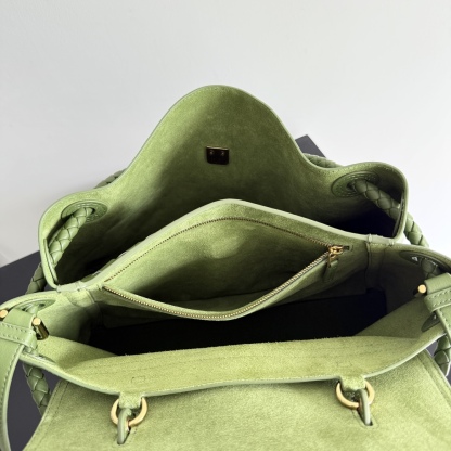 ボッテガ・ヴェネタ「Bottega Veneta」Ciao Ciao バッグ