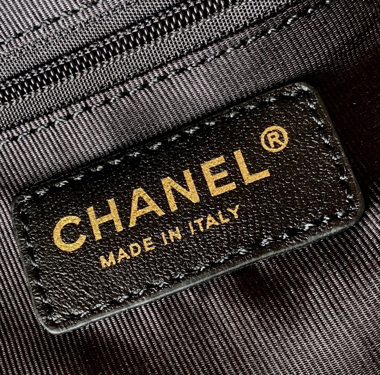 シャネル「Chanel」Vintage Medallion ハンドバッグ