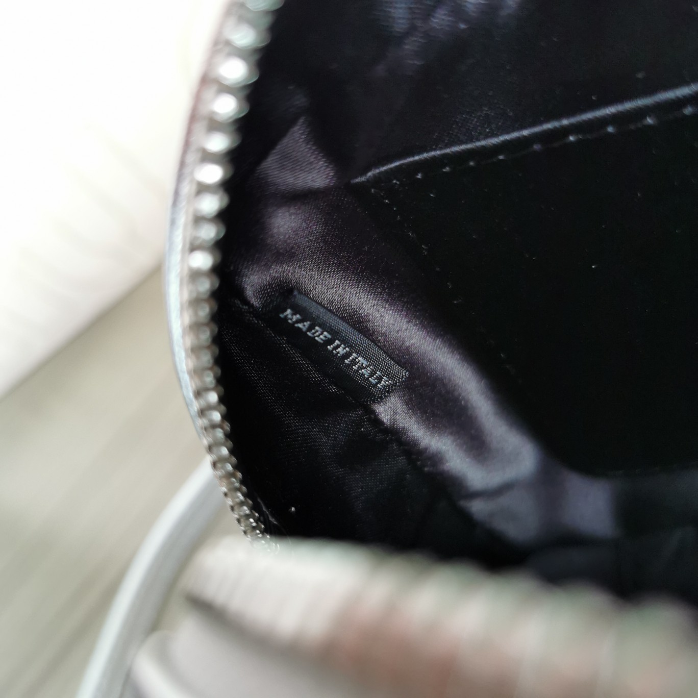 ミュウミュウ「Miu Miu」 too pretty ボウリングハンドバッグ