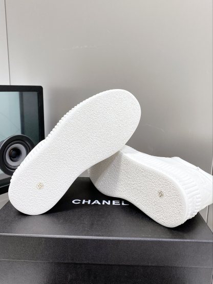 シャネル［Chanel］  2023SS パンダカラー スニーカー