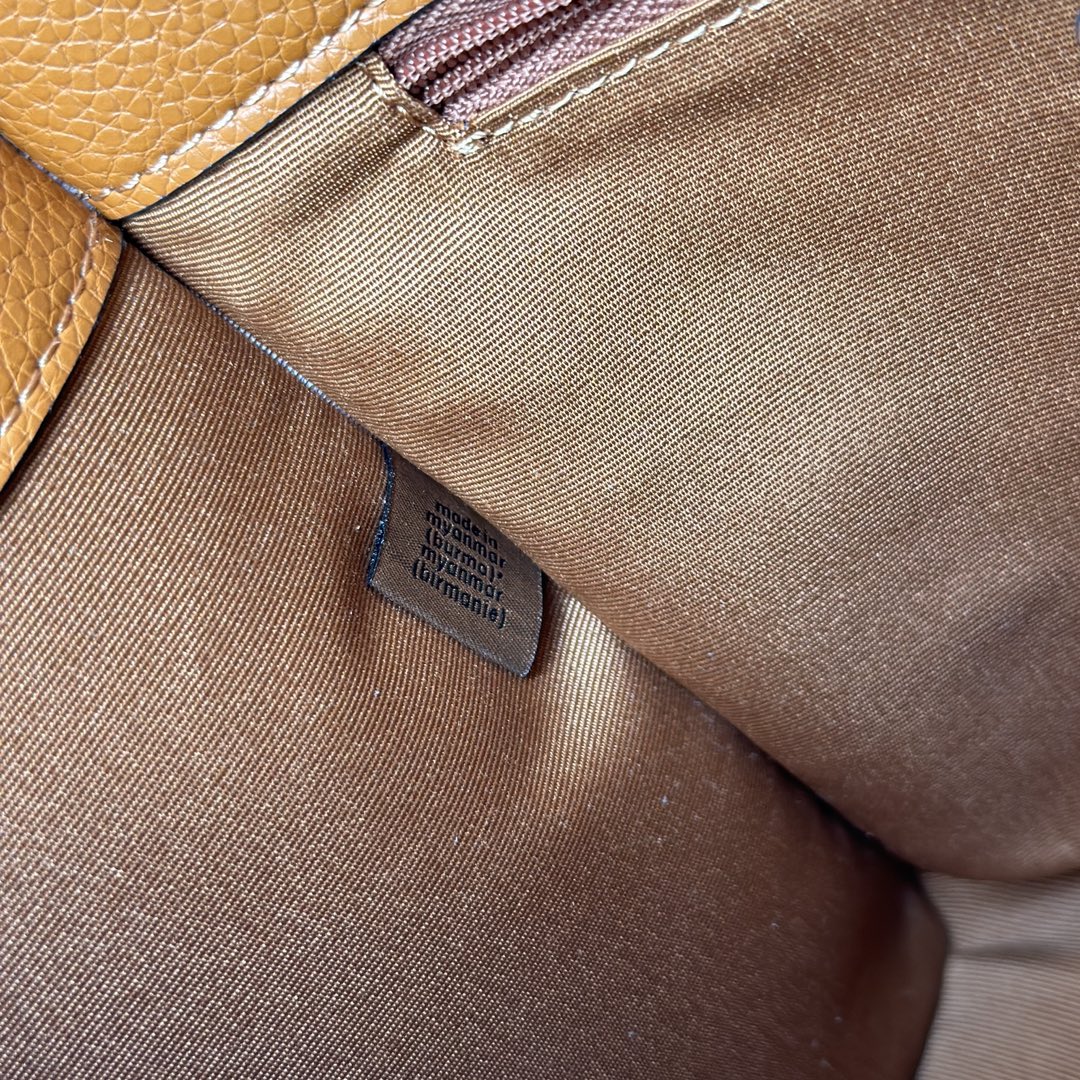 コーチ「Coach」Demsey レインボーシリーズ トートバッグ