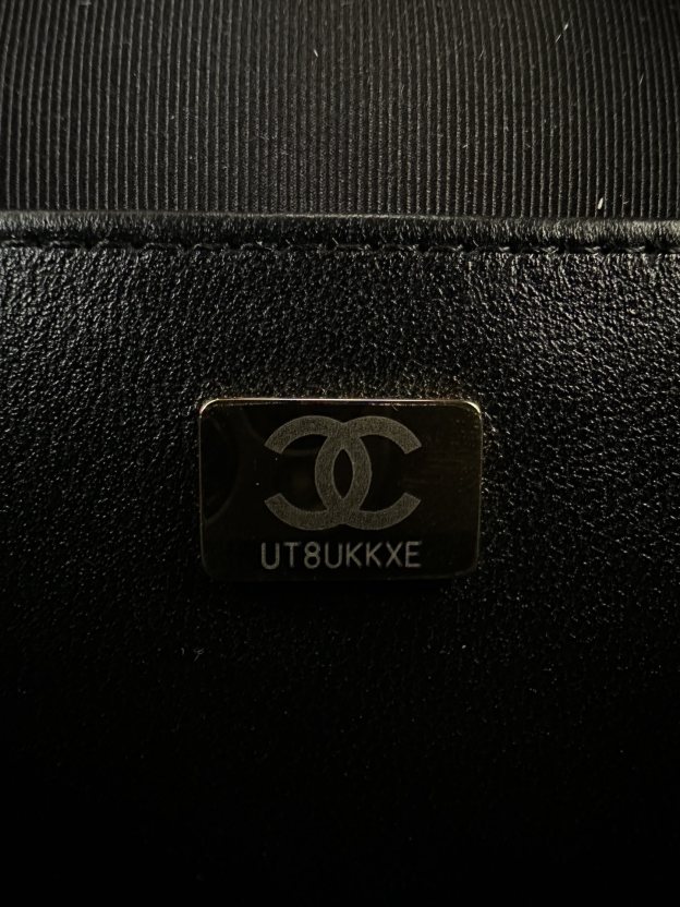 シャネル「Chanel」クラシック フラップ 菱目縫い ショルダーバッグ