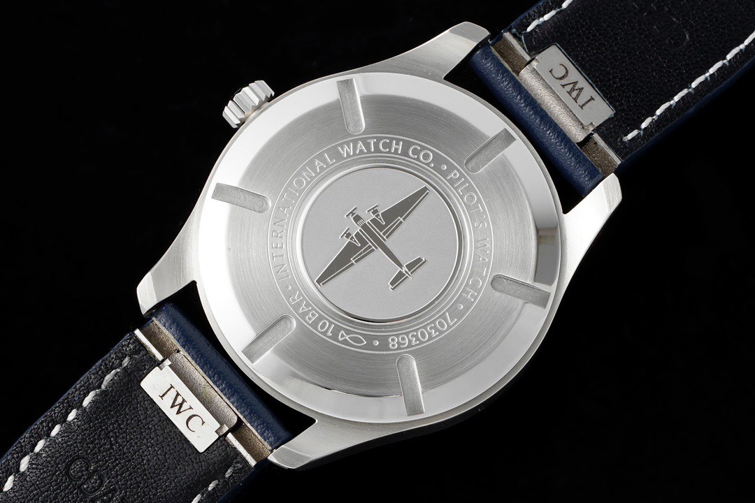 アイ・ダブリュー・シー「IWC」ベルト付き腕時計40mm