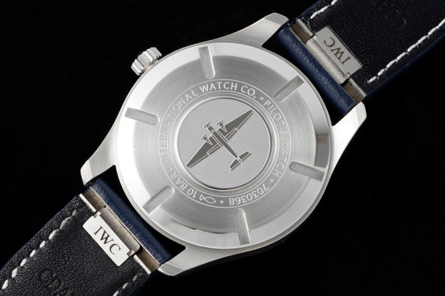 アイ・ダブリュー・シー「IWC」ベルト付き腕時計40mm