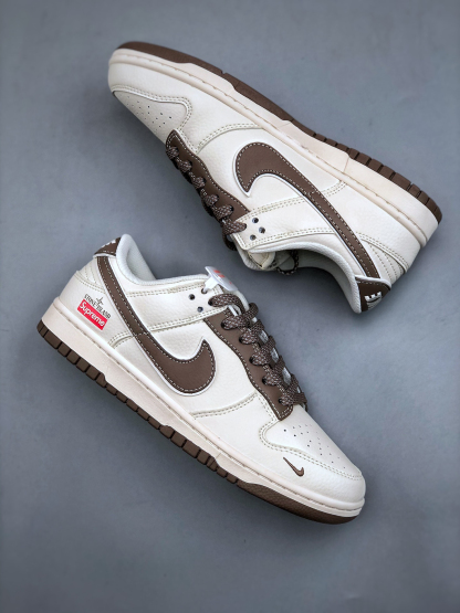 「コラボモデル」Stone Island x Nikeダンクロー スモールスウッシュ スターエンボス スニーカー ベージュ/ブラウン