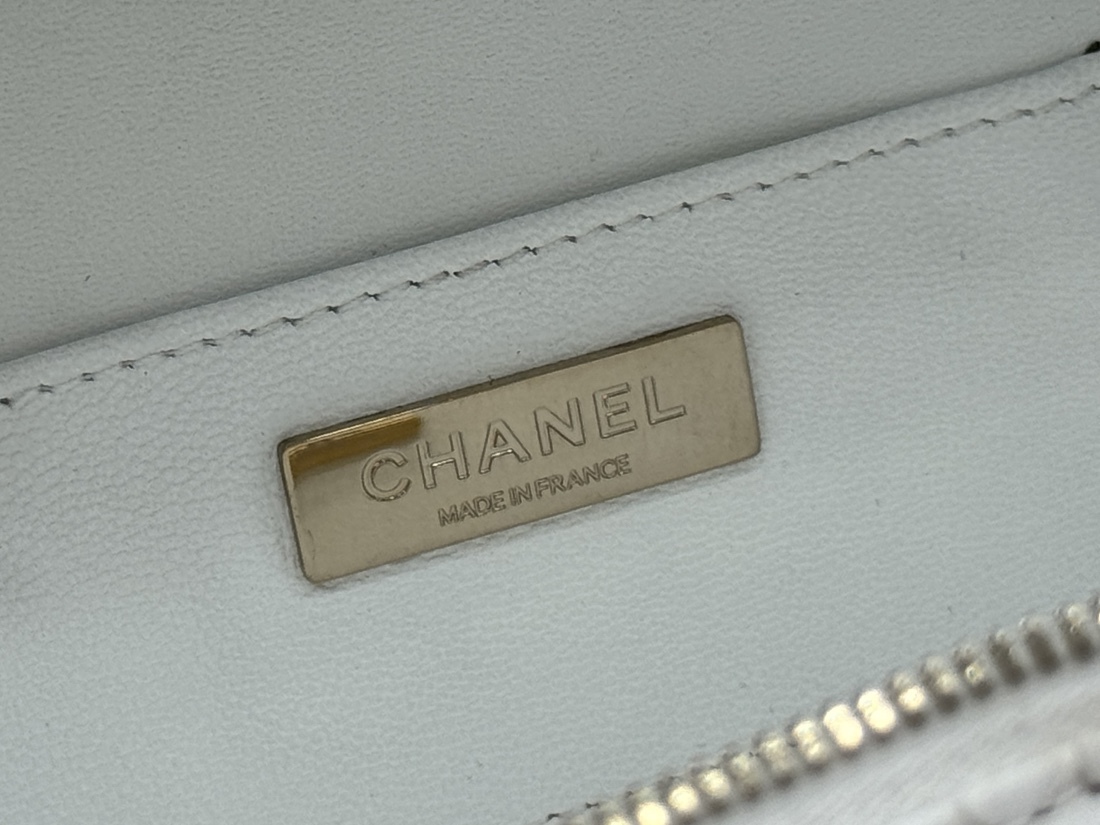 シャネル「Chanel」カメラケース ミニ ショルダーバッグ