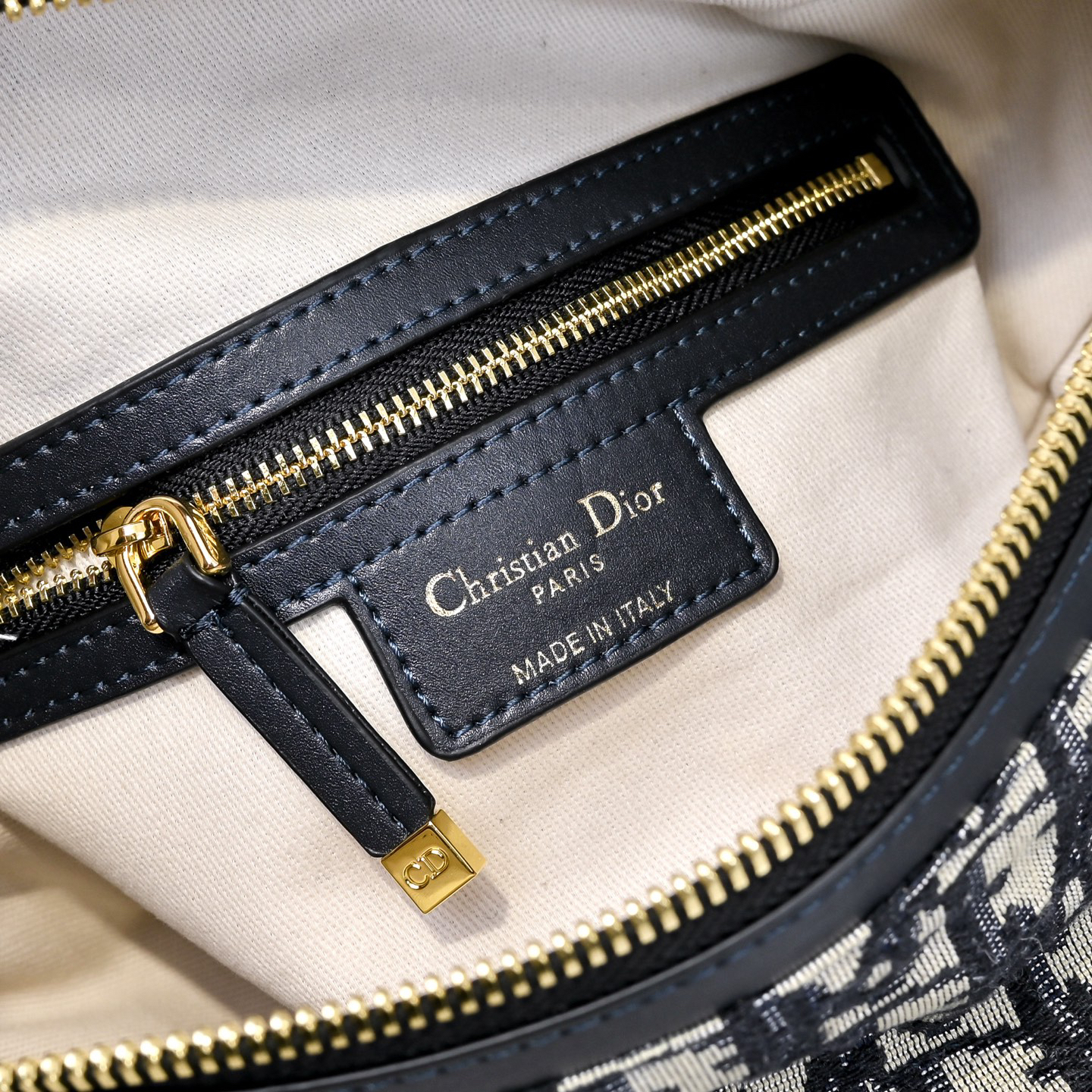 ディオール「Dior」D-Journey ハンドバッグ（小号）