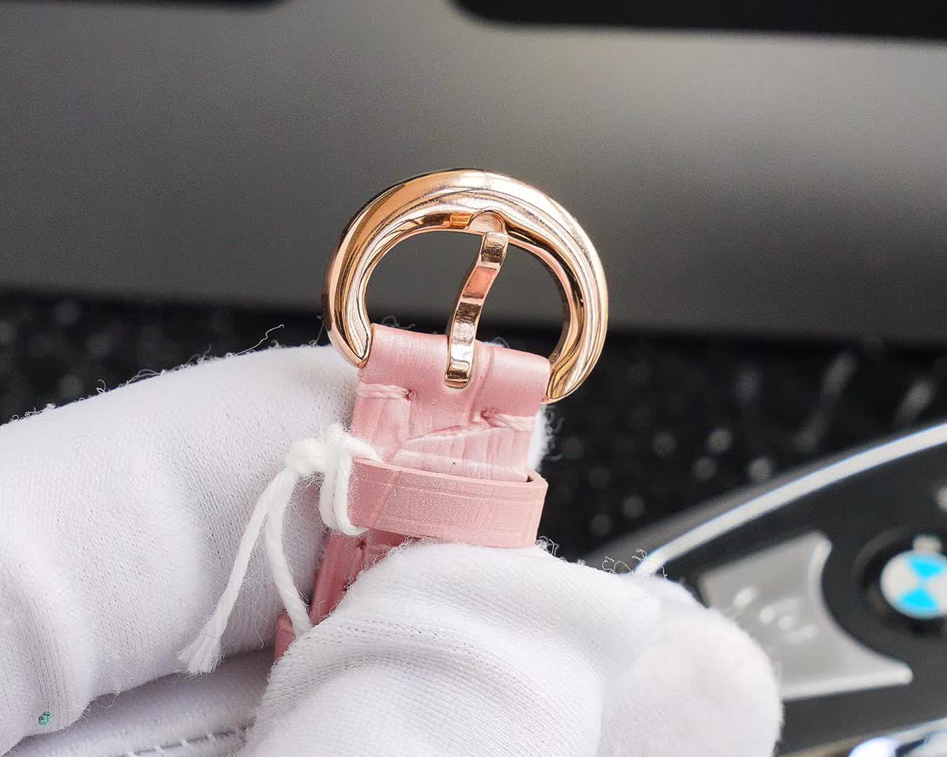 ショパール「Chopard」ハッピースポーツ オーバル レディースウォッチ36MM