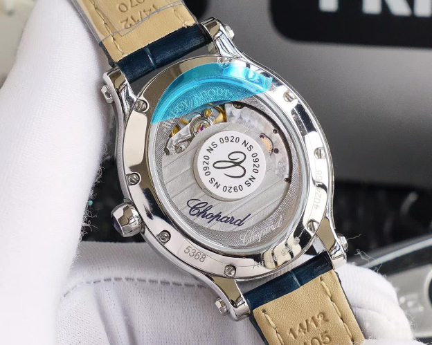 ショパール「Chopard」ハッピースポーツ オーバル メンズウォッチ36MM