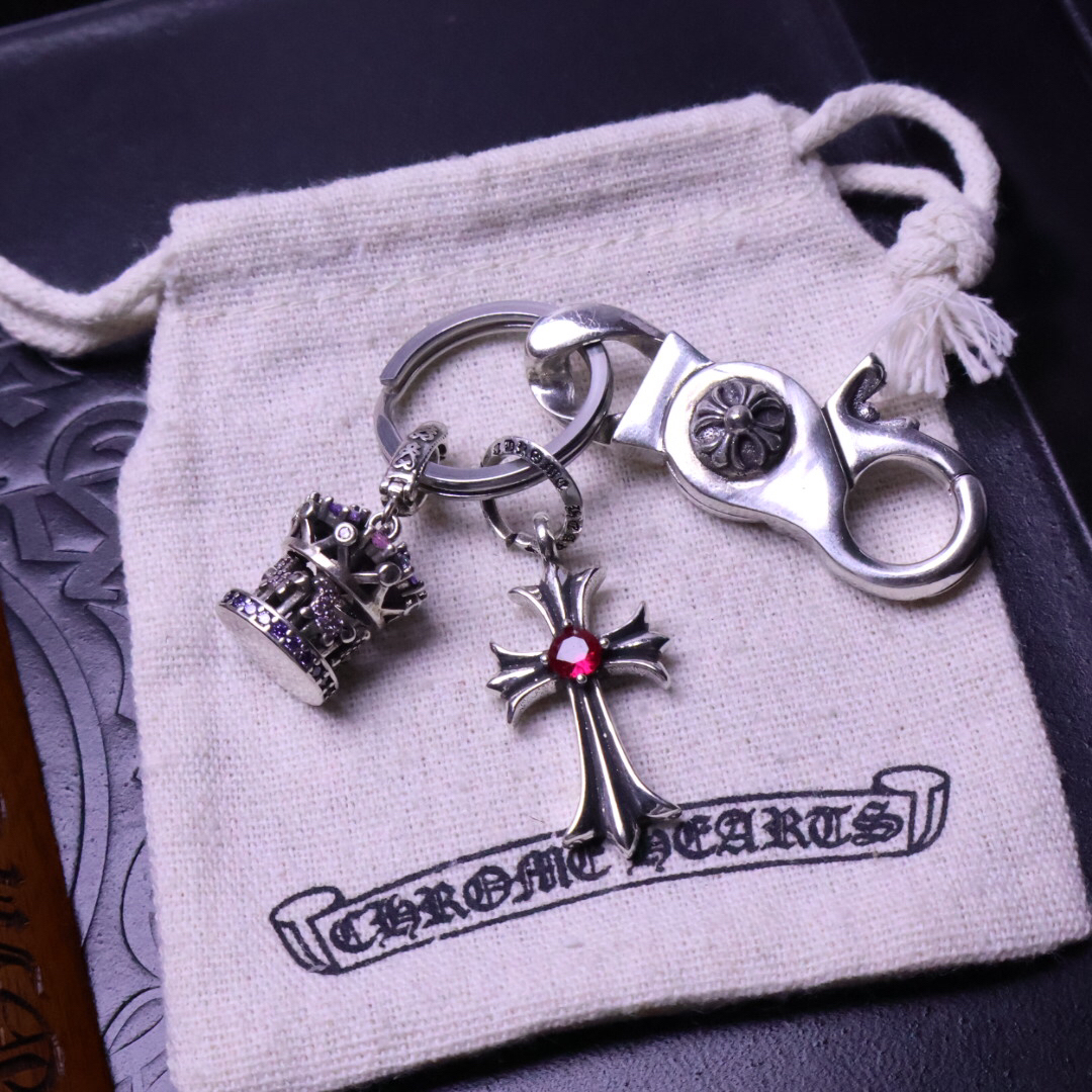 クロムハーツ「Chrome Hearts」キーホルダー＆バッグチャーム - トレンドシンボル