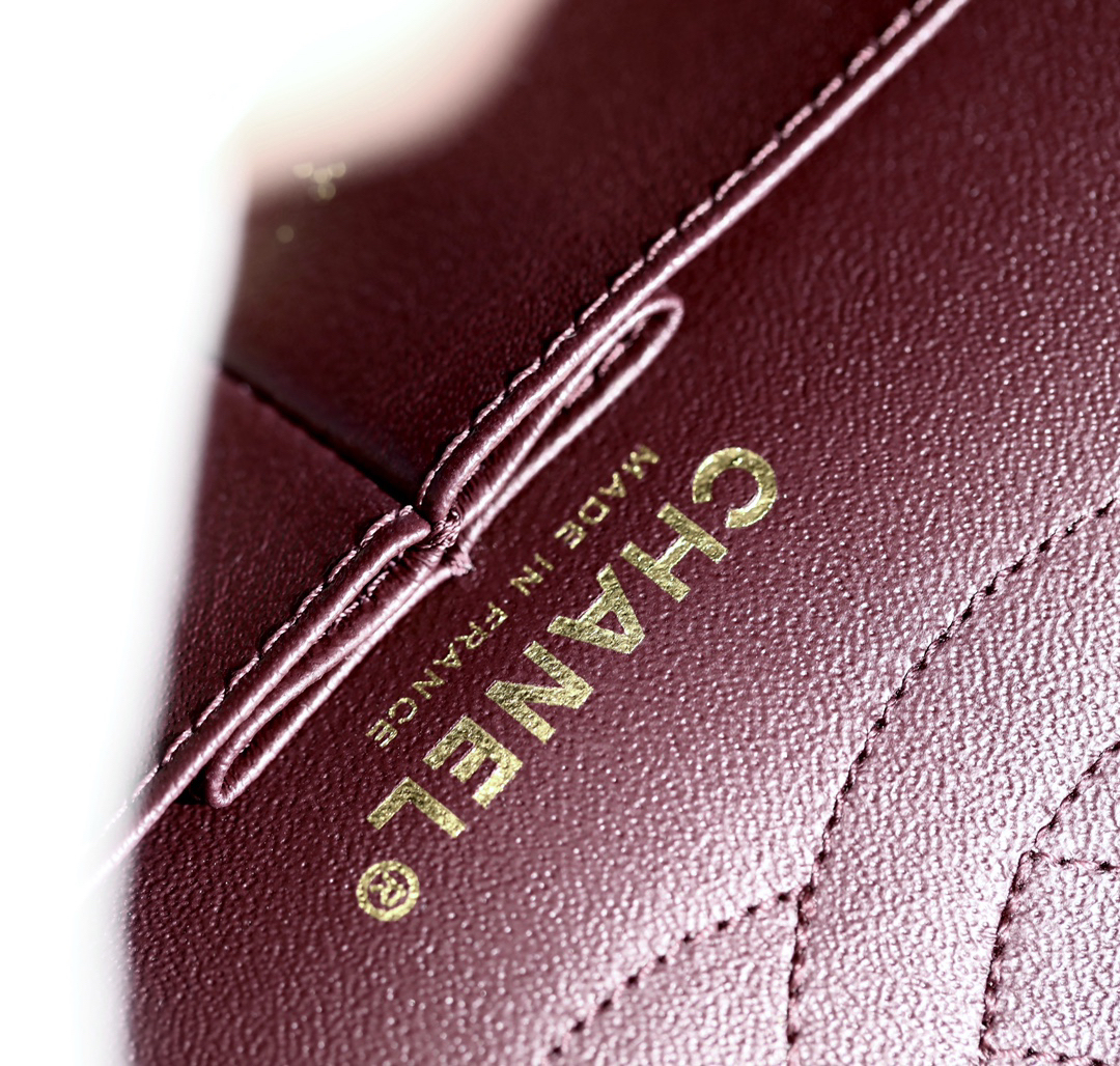 シャネル「Chanel」クラシック フラップバッグ ミディアム