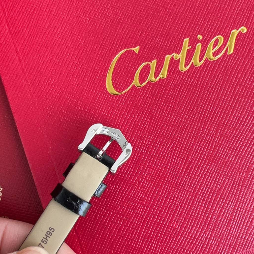 カルティエ［Cartier］バーニュール アロンジェ ミディアム 腕時計47*21MM