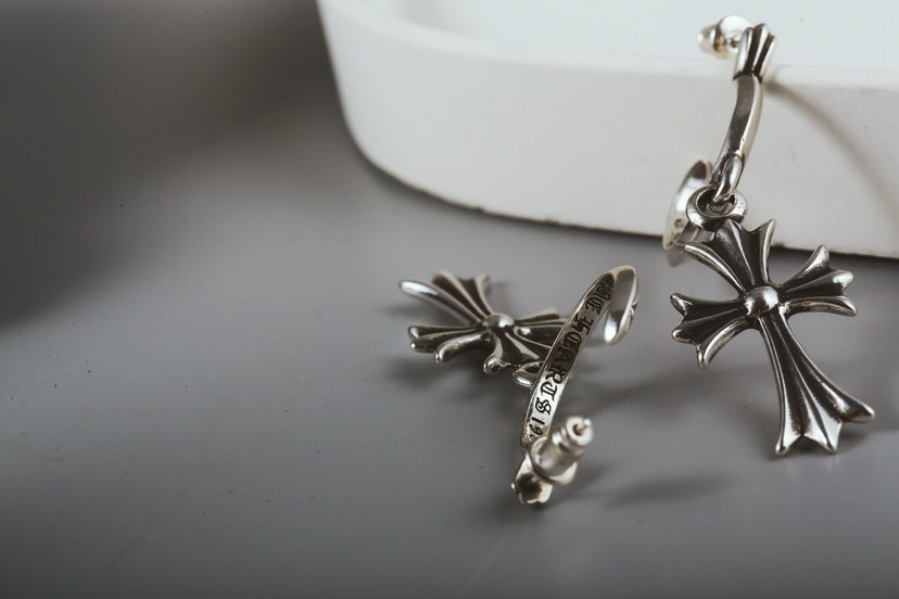 クロムハーツ「Chrome Hearts」クラシックヴィンテージ＆モダン イヤリング/ピアス/イヤカフ - ユニセックス