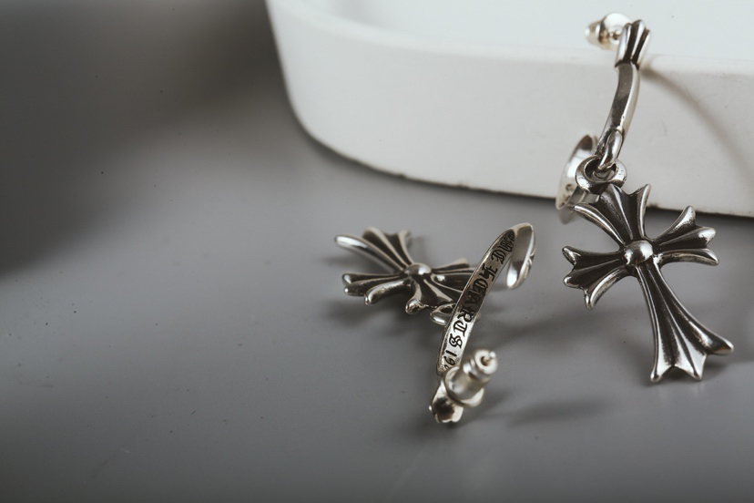 クロムハーツ「Chrome Hearts」クラシックヴィンテージ＆モダン イヤリング/ピアス/イヤカフ - ユニセックス