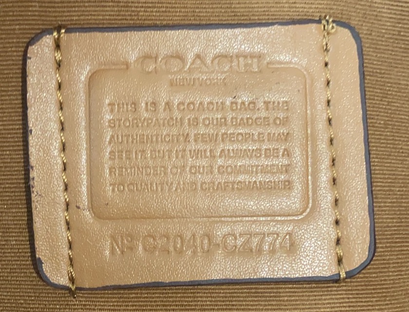コーチ「Coach」Teri チェリー柄 アンダーアームバッグ