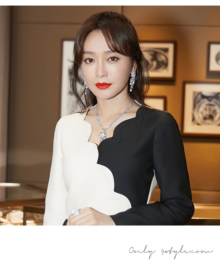 カルティエ「Cartier」ソレイユ パンテール フリンジ エメラルド ピアス