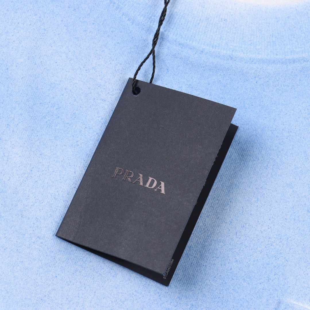 プラダ「Prada」 PRD グラデーションポケットプリント ショートスリーブTシャツ