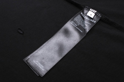 バレンシアガ「Balenciaga」2024 エッフェル塔グラデーション スプレーアートTシャツ