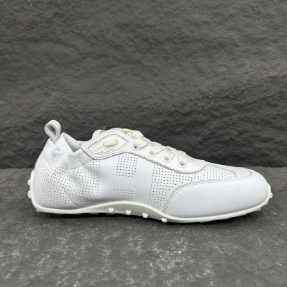 エルメス［Hermès］ イン パーセレーテッド スニーカー