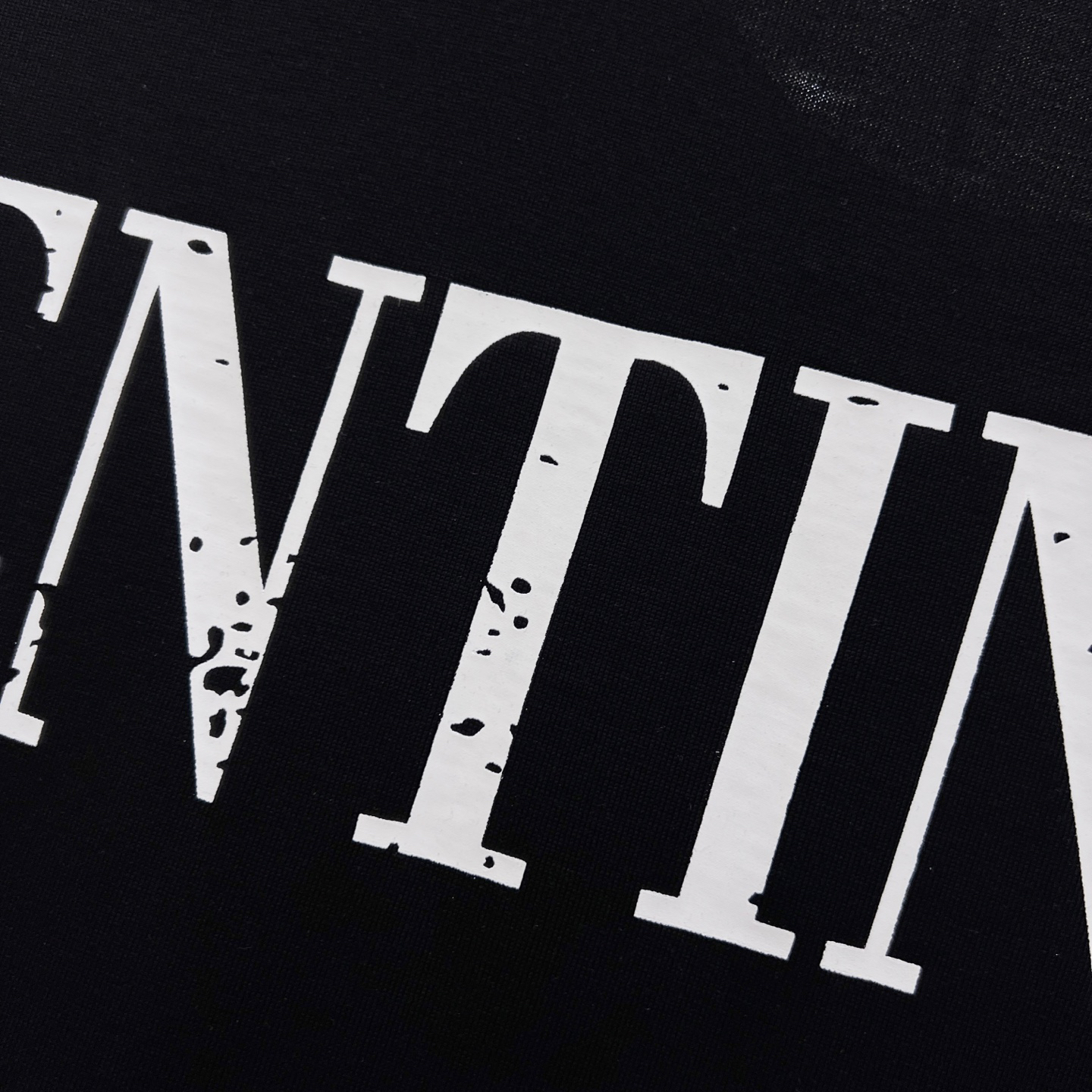 ヴァレンティノ「Valentino」最新半袖クルーネックTシャツ