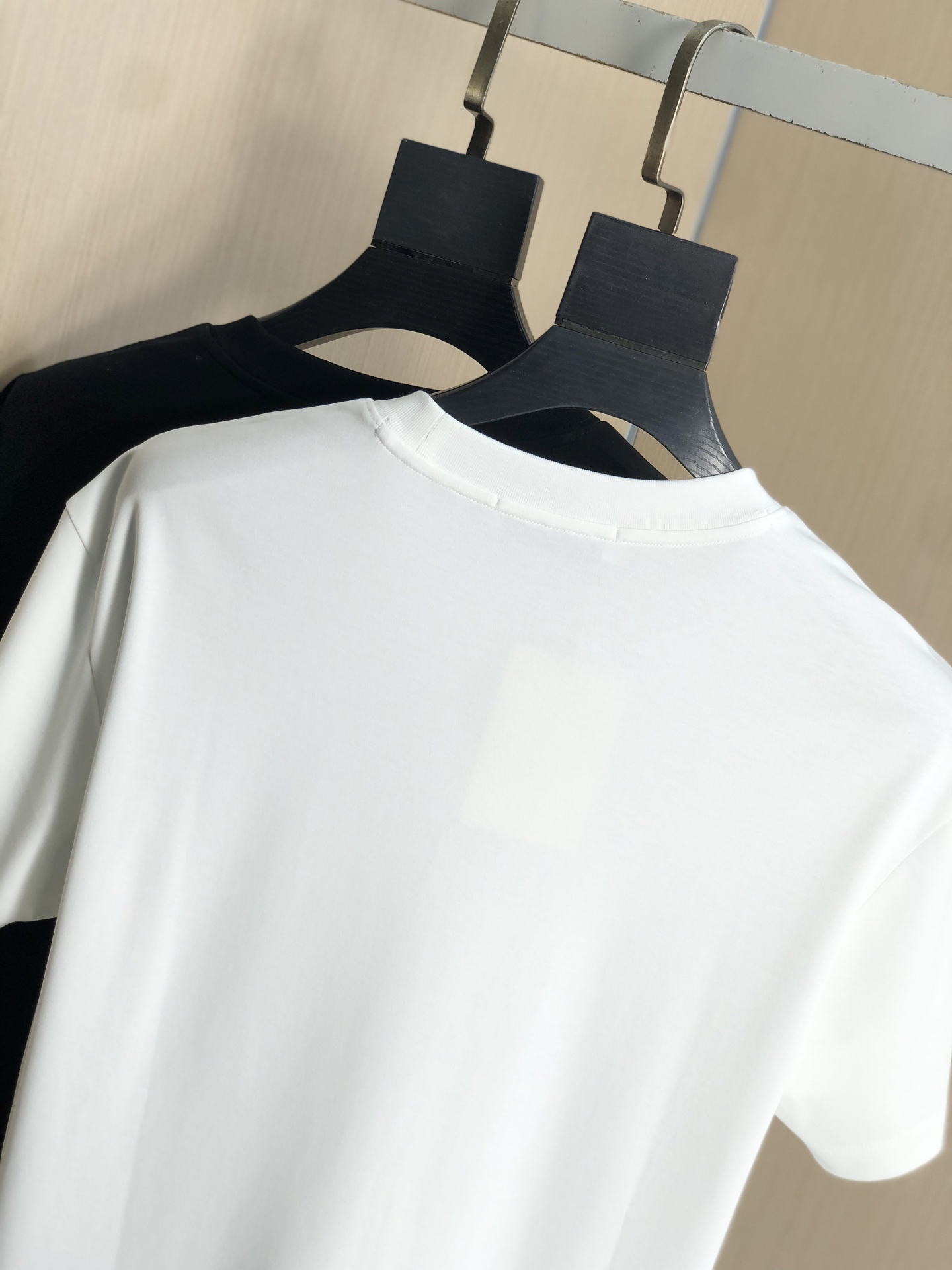 ヴァレンティノ「Valentino」2025春夏新作半袖クルーネックTシャツ