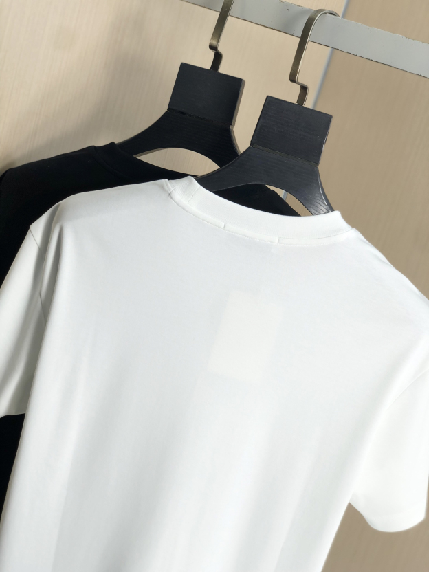 ヴァレンティノ「Valentino」2025春夏新作半袖クルーネックTシャツ