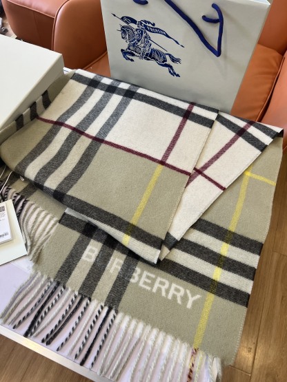 バーバリー「Burberry」コントラスト チェック マフラー (ベージュ×オリーブ)30*168CM