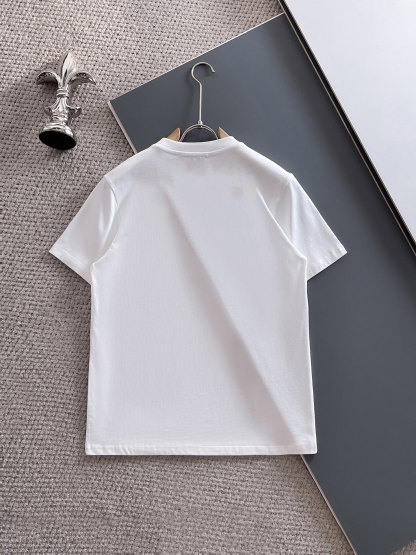 ヴァレンティノ「Valentino」25 ss春夏新作初の最新半袖クルーネックTシャツ