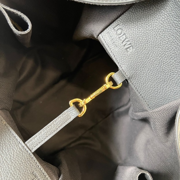 ロエベ「Loewe」Hammock Compact cow leather ハンドバッグ