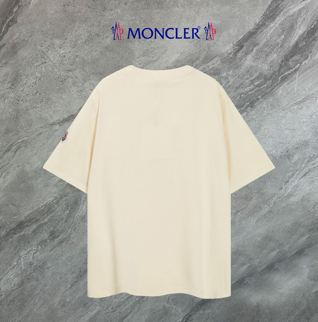 【ワンフォーワン】モンクレール「Moncler」ロゴエンブロイダリー クルーネックTシャツ【在庫僅少】