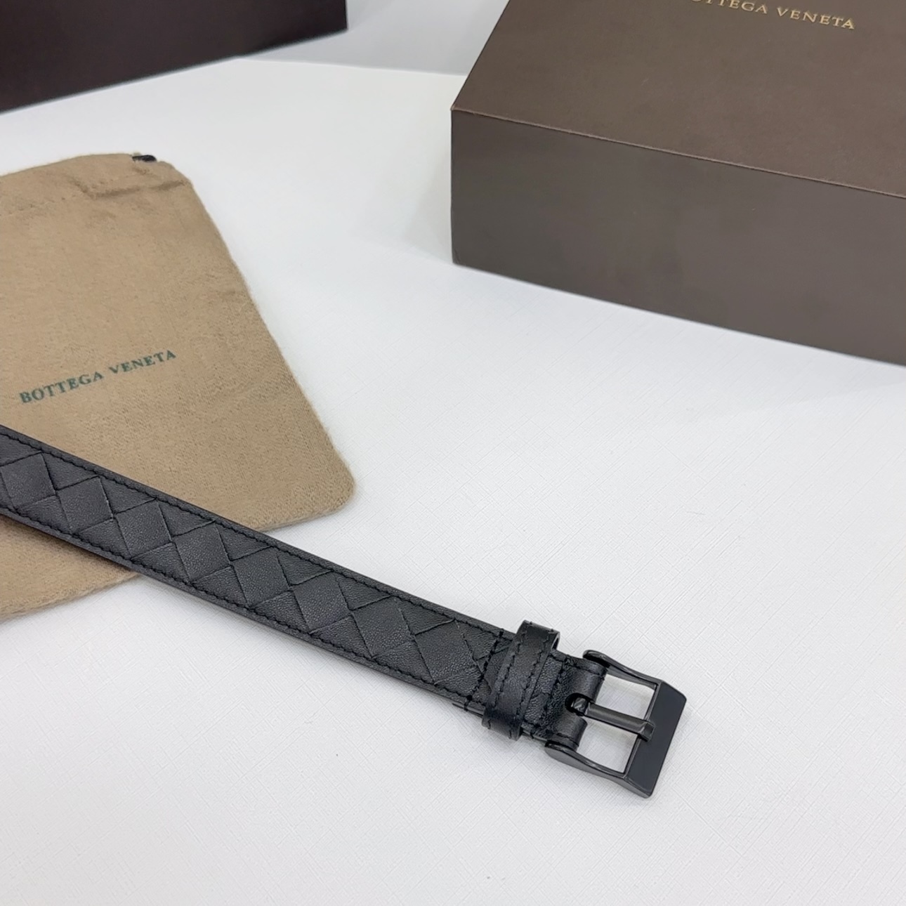 ボッテガ ヴェネタ「Bottega Veneta」 レディース ファッションベルト ダブルフェイスレザー100CM