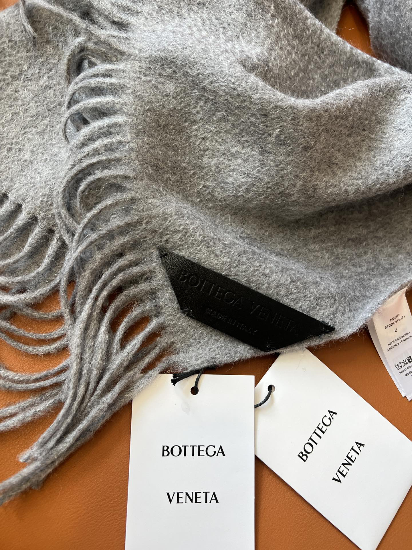 ボッテガ ヴェネタ「Bottega Veneta」2024秋冬 プレミアム キャシュミール マフラー35x200cm