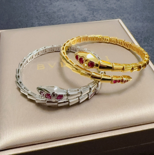 ブルガリ「Bvlgari」Serpenti Viper ルビーブレスレット15cm