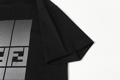 フェンディ「Fendi」25SS FFモノグラム プリント ショートスリーブTシャツ