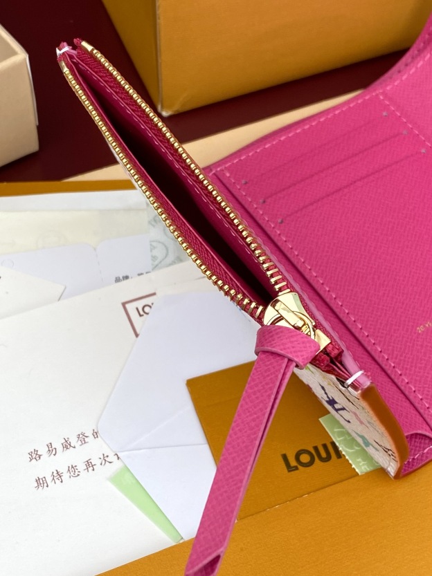 ルイ・ヴィトン「Louis Vuitton」LV × TM ポルトフォイユ･ヴィクトリーヌ