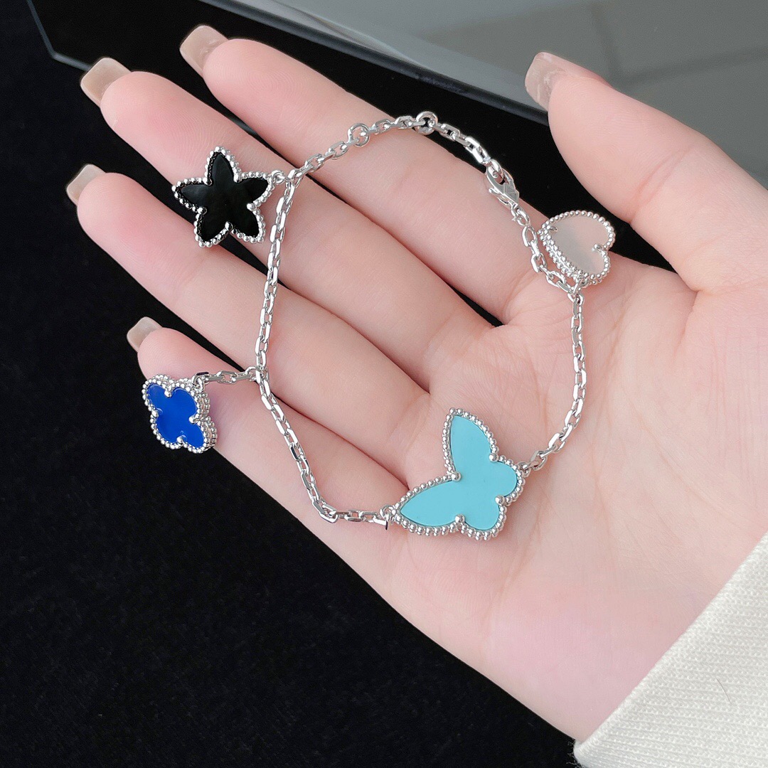 ヴァン クリーフ＆アーペル「Van Cleef & Arpels」Lucky Alhambra 四つ葉 ブレスレット17cm