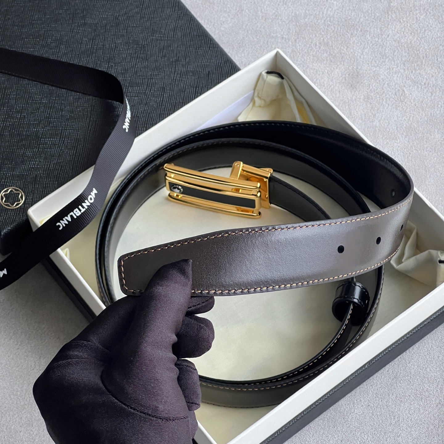 モンブラン「Montblanc」コンテンポラリーコレクション 3リングレーザーカット レザーベルト100cm