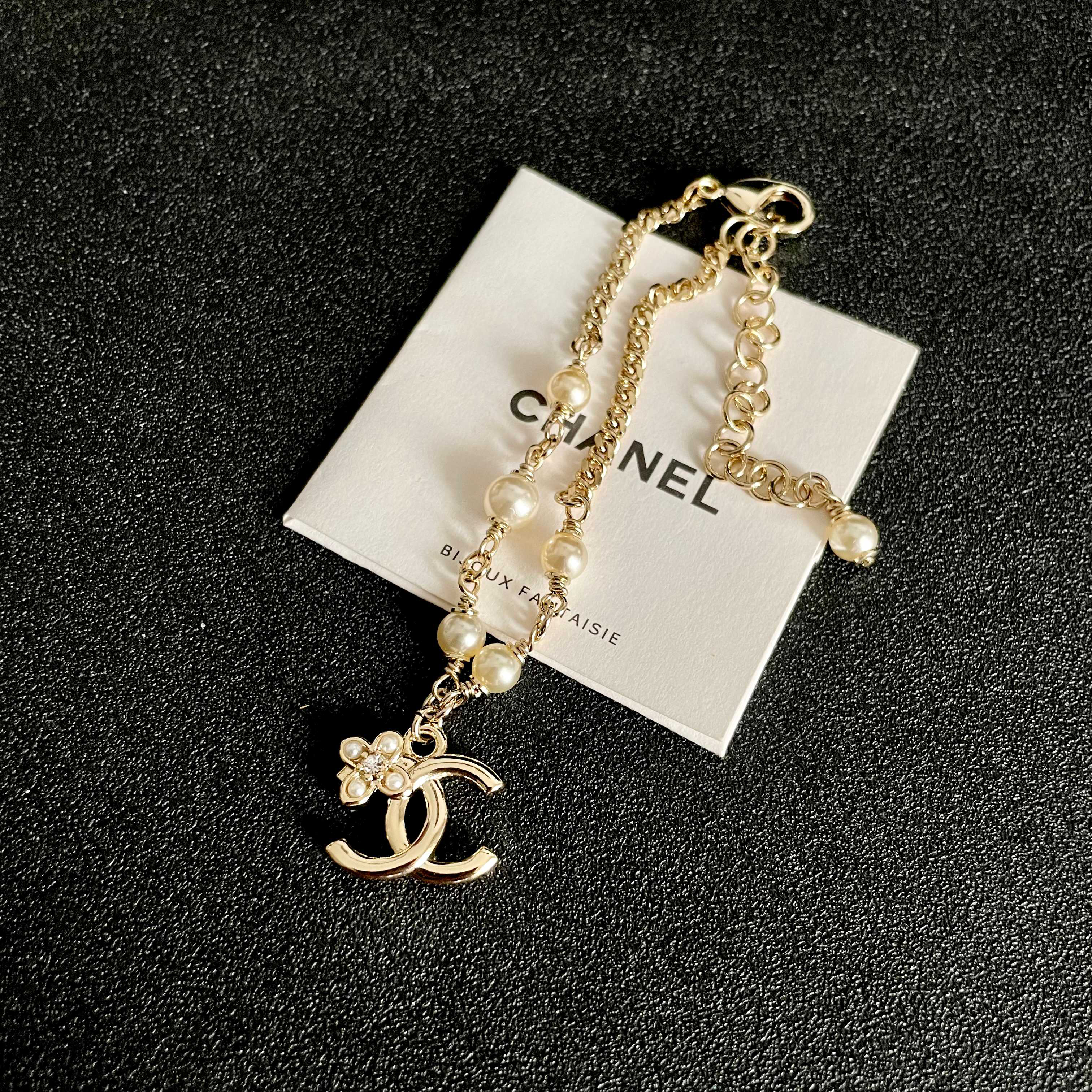 シャネル「Chanel」パール＆ダブルCブレスレット ブレスレット