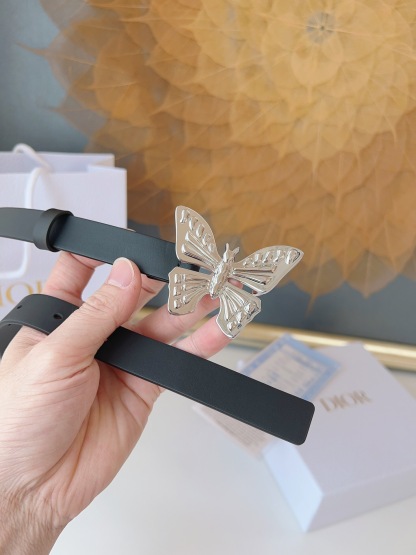 ディオール「Dior」メタモルフォーゼ 2.0cm スムースレザーベルト バタフライバックル100CM