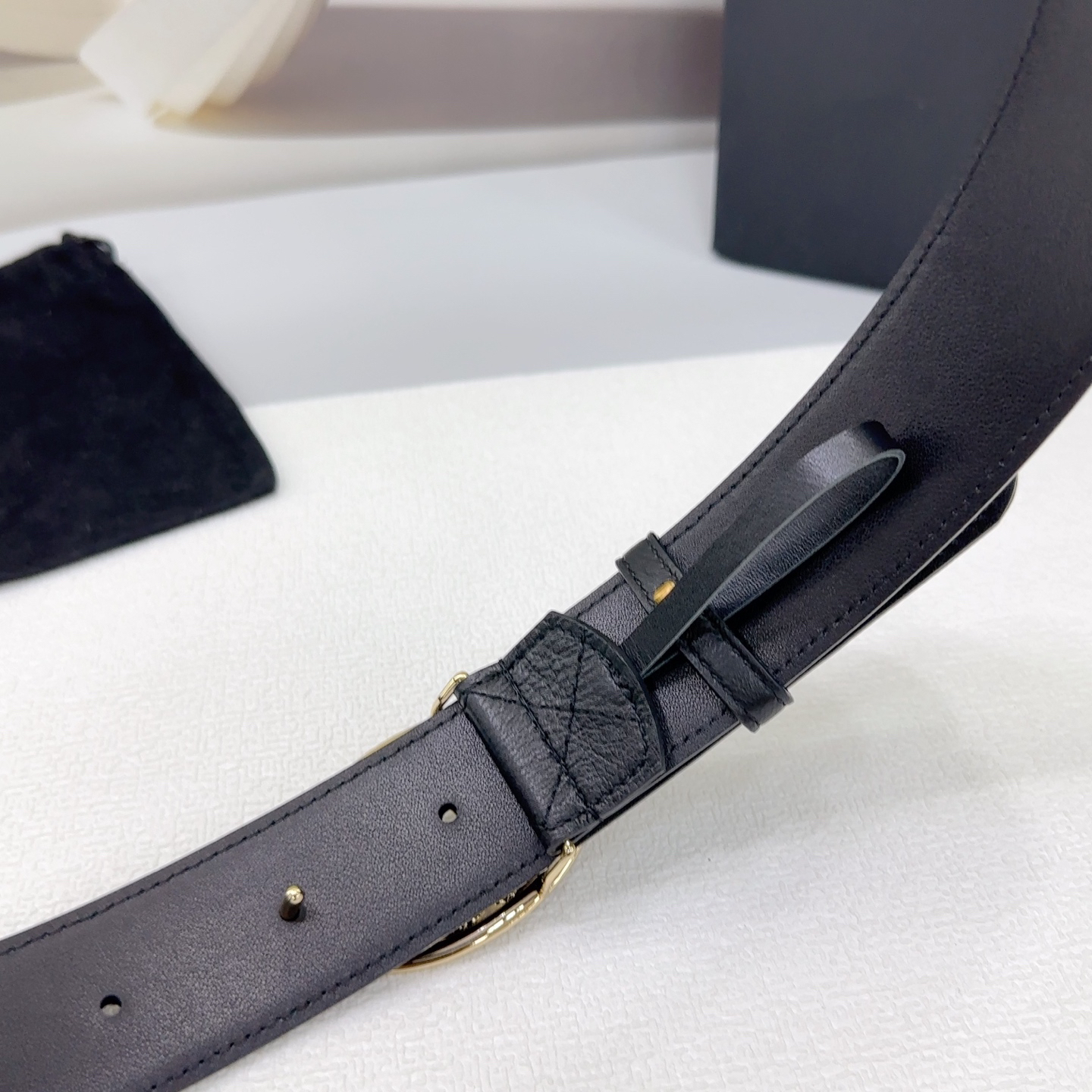 シャネル「Chanel」オーバル ダブルC レザーベルト ベルト100CM