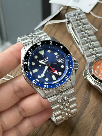 セイコー［Seiko］スポーツ SKX 自動巻き 40mm メンズウォッチ