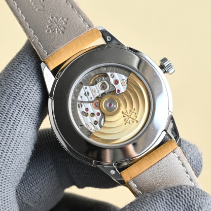 パテックフィリップ［Patek Philippe］カラトラバ ホワイトゴールド 40MM 2色